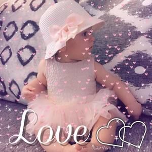 Meet your Posher, Elham